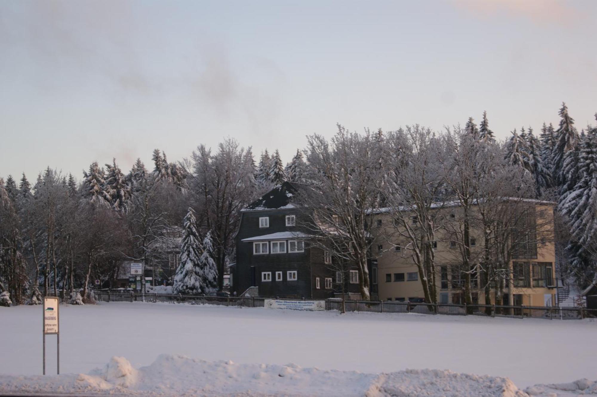 Hotel Haus Oberland Masserberg Kültér fotó